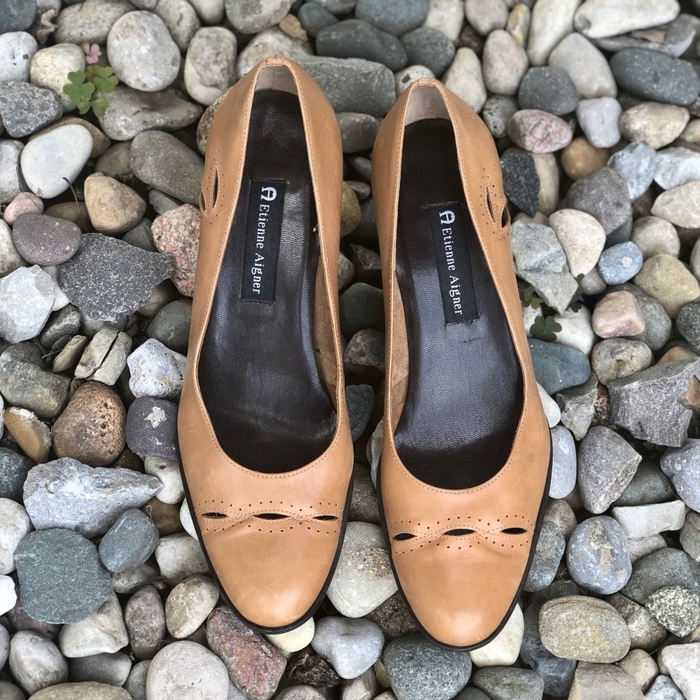 Etienne Aigner: Size 10 Block Heel Leather Pump